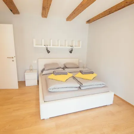63 - 3 Apartment *